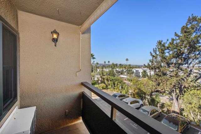 Detail Gallery Image 9 of 43 For 6930 Hyde Park Dr. #225,  San Carlos,  CA 92119 - 1 Beds | 1 Baths