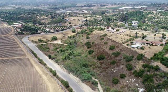 Detail Gallery Image 11 of 12 For 456 Grove View Rd, Oceanside,  CA 92058 - – Beds | – Baths