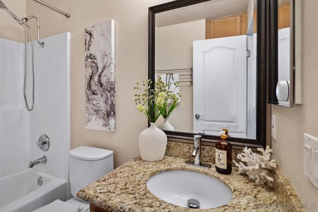 7190 Shoreline Dr, San Diego CA: https://media.crmls.org/mediaz/acd2e4fa-caba-400c-ae74-b361421a616d.jpg