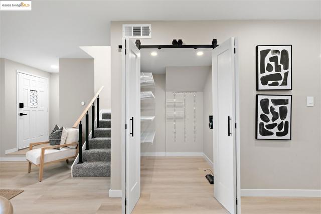 1130 Richmond ST, El Cerrito CA: https://media.crmls.org/mediaz/acd38ec4-a9bf-4d02-8994-67416f3fad20.jpg