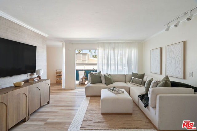 3939 E Allin Street, Long Beach CA: https://media.crmls.org/mediaz/acd4427b-0429-4f93-b35b-a1a74340d30b.jpg