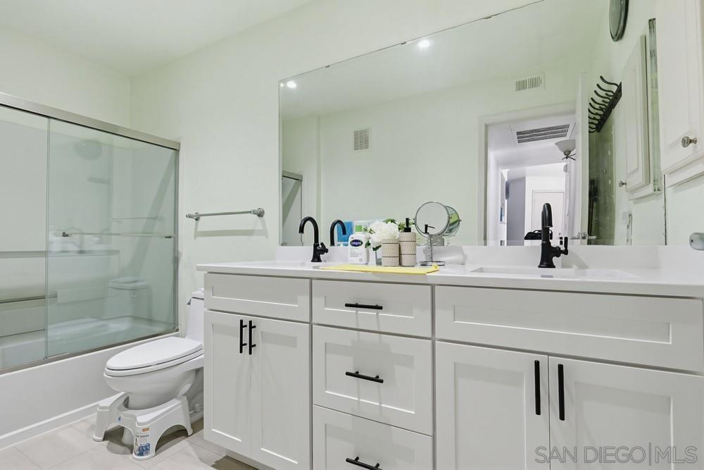 12023 Alta Carmel Ct - photo 11