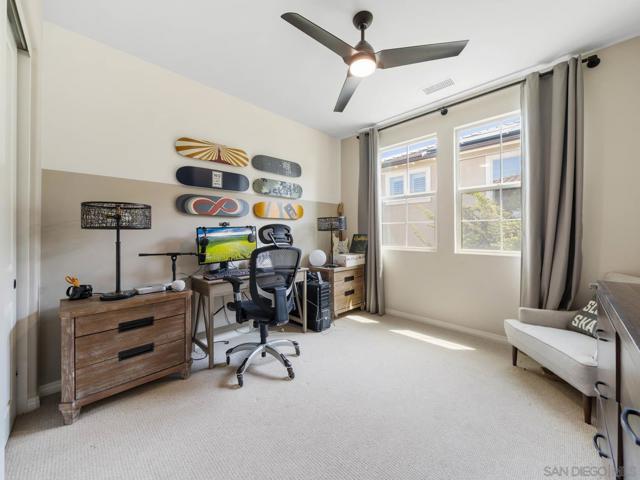 916 Camino Aldea, Chula Vista CA: https://media.crmls.org/mediaz/acd61e88-4293-4dc1-bd39-556e82d6797a.jpg