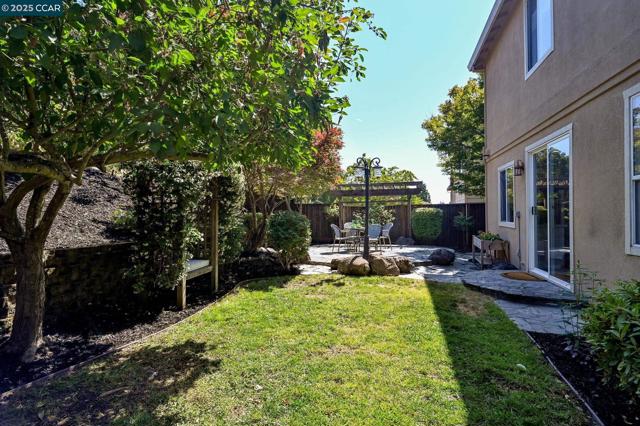 120 Woodcrest Dr, San Ramon CA: https://media.crmls.org/mediaz/acd7439e-85b6-4afb-9b91-0c2572ff51c1.jpg