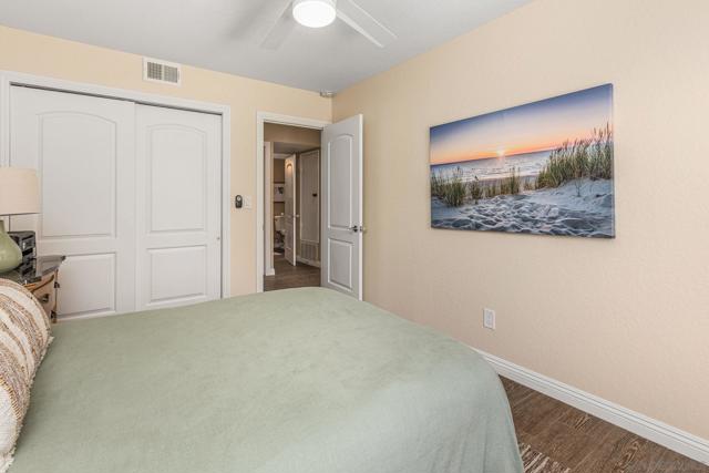 867 Ginger Avenue, Carlsbad CA: https://media.crmls.org/mediaz/acd781ff-d624-4e47-a73b-cafa5ac34a36.jpg