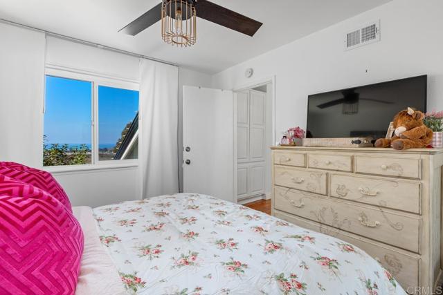 Detail Gallery Image 37 of 54 For 1762 Burgundy Rd, Encinitas,  CA 92024 - 3 Beds | 2/1 Baths
