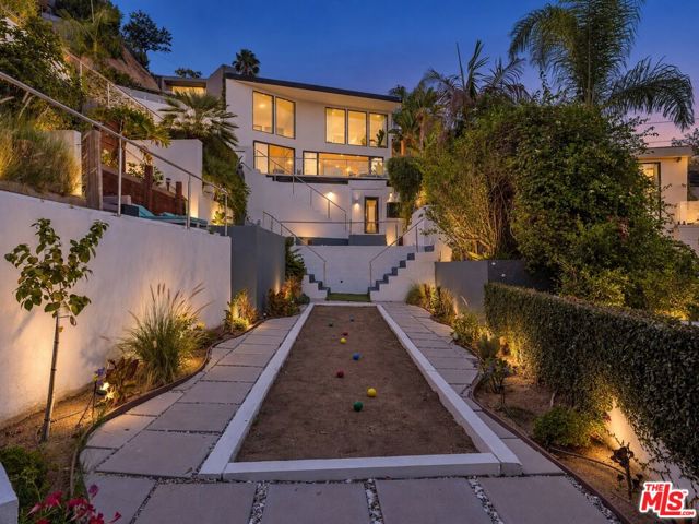 3 Bed Home for Sale in Los Angeles, California