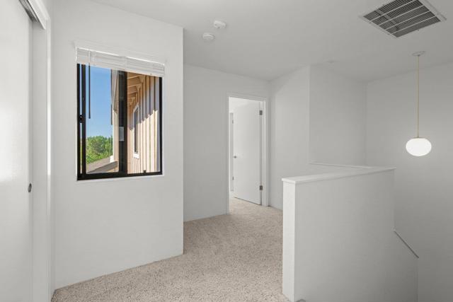 280 Joes Lane, Hollister CA: https://media.crmls.org/mediaz/acd9d3fb-e965-45d1-ba54-03bc5c9d4b97.jpg