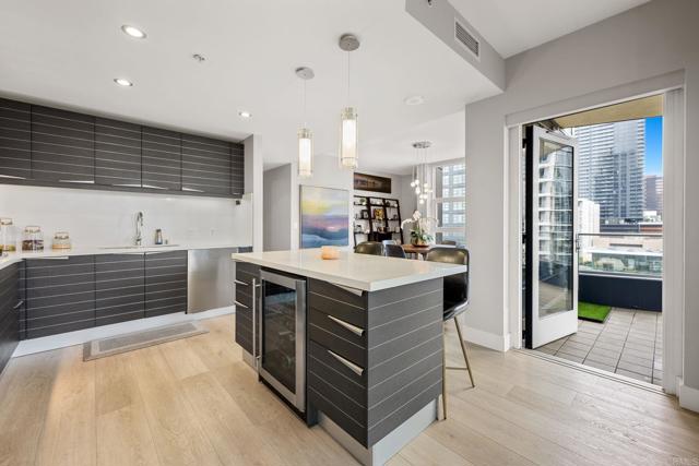 1325 Pacific Highway, San Diego CA: https://media.crmls.org/mediaz/acda069c-370c-4841-be8b-2ddcceea0e10.jpg