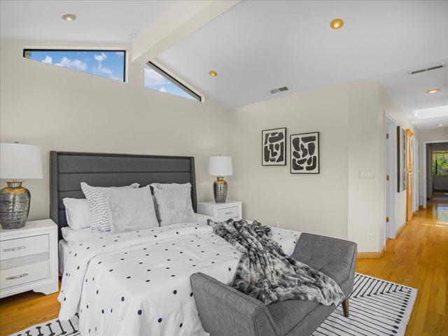 10623 Glenview Avenue, Cupertino CA: https://media.crmls.org/mediaz/acdaadce-b652-467d-adf5-212a74419072.jpg