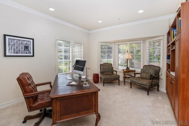 4753 Gabriel Way, La Mesa CA: https://media.crmls.org/mediaz/acdac25f-3761-4610-b16f-60f7ec34f6ee.jpg
