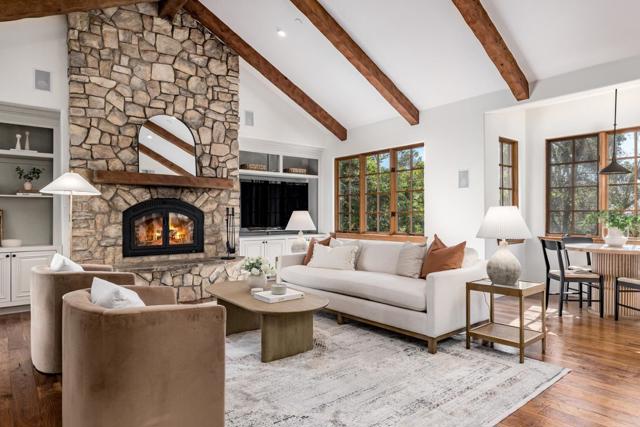 114 Zanzibar Drive, Aptos CA: https://media.crmls.org/mediaz/acdc24a1-47fd-4087-b0ac-3ca449f9c06f.jpg