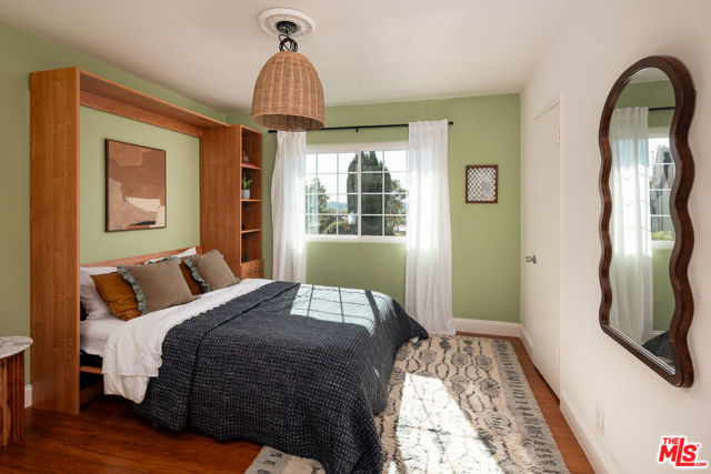 3639 Roderick Road photo 14