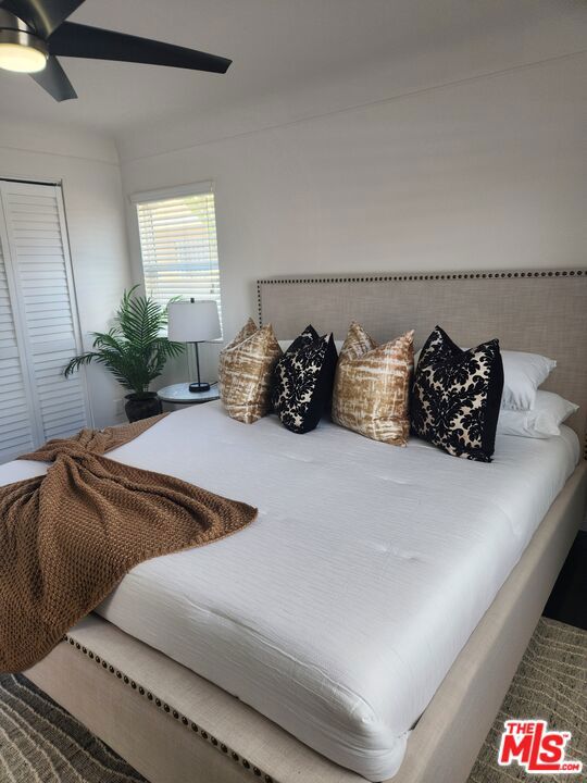 6130 Flores Avenue, Los Angeles CA: https://media.crmls.org/mediaz/acdf839d-e2a1-4cf5-87fa-ca95e8730f91.jpg