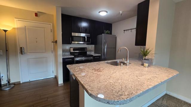 Details for 6400 Christie Avenue 2211, Emeryville, CA 94608