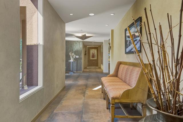70150 Thunderbird Road, Rancho Mirage CA: https://media.crmls.org/mediaz/ace1b468-2833-4492-a4bb-3c2fedf5fea7.jpg