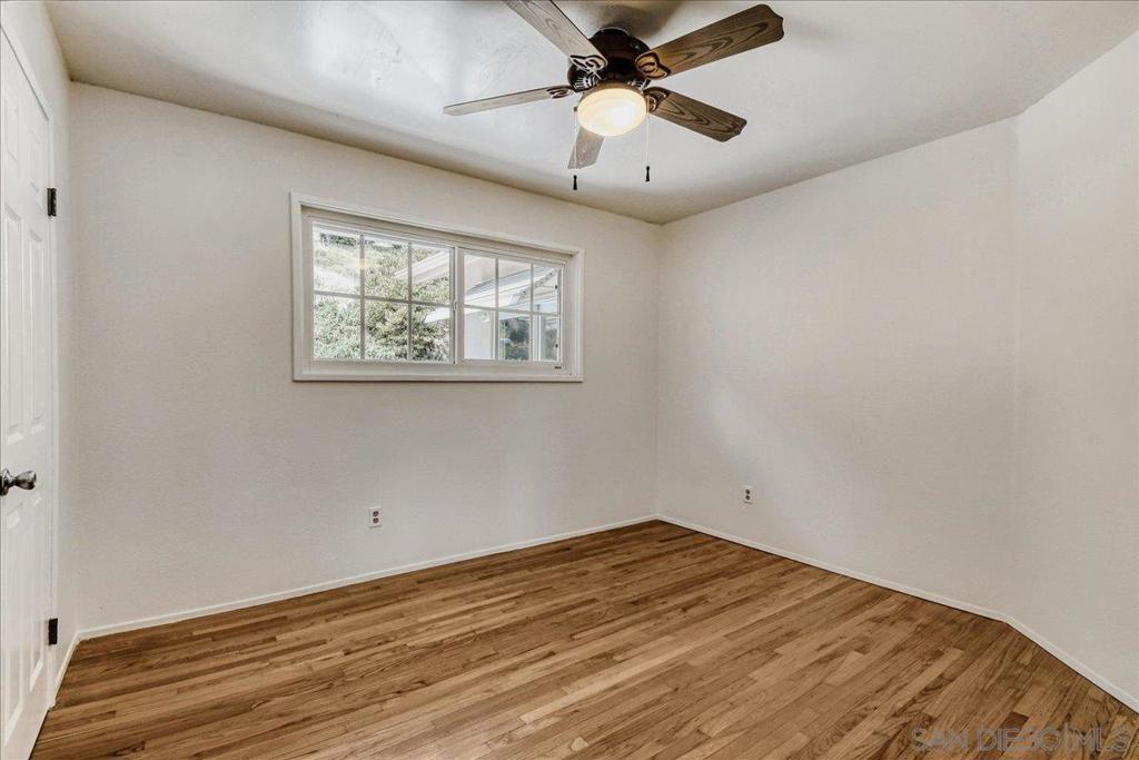 2552 Arnott Street - photo 19