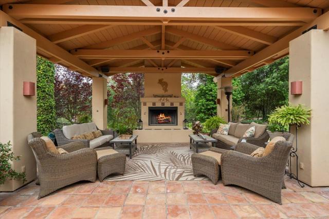 8103 Crestview Court, Gilroy CA: https://media.crmls.org/mediaz/ace33ded-03ed-4f3a-9787-b709ca153eb0.jpg