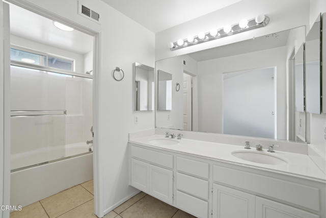 Detail Gallery Image 32 of 36 For 676 Snipe Walk, Oxnard,  CA 93035 - 4 Beds | 2 Baths