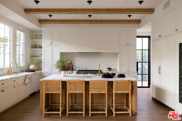 Image 8 of 28 For 525 Westmount Drive