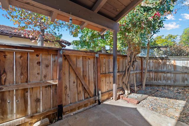 Detail Gallery Image 15 of 32 For 625 S Fig St #17,  Escondido,  CA 92025 - 2 Beds | 2 Baths