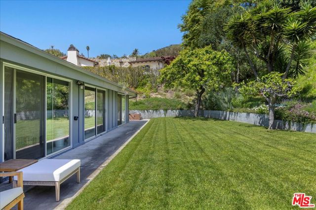 Drew Fenton | 16633 Bienveneda Place Pacific Palisades CA | MLS: 7170214
