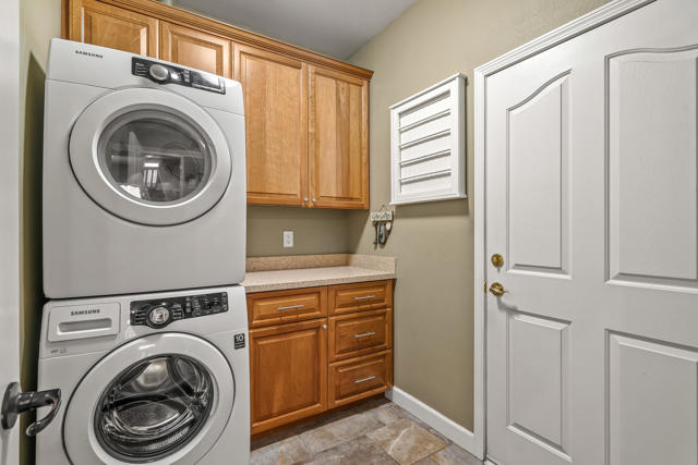 44327 Royal Lytham Drive, Indio CA: https://media.crmls.org/mediaz/ace3e8f8-9fd3-4995-b7e7-34091a6d71f4.jpg