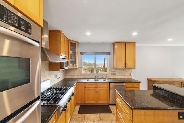 5608 Mill Peak Rd, San Diego CA: https://media.crmls.org/mediaz/ace4af20-8a30-4032-98bb-34c7a44cdab4.jpg