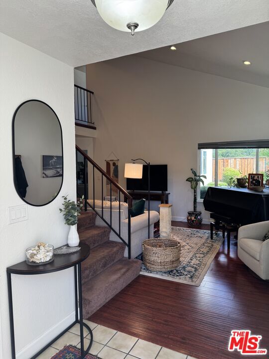 1064 Minoru Drive, San Jose CA: https://media.crmls.org/mediaz/ace50f57-4a88-4de1-afd7-56b80ddfe4dc.jpg