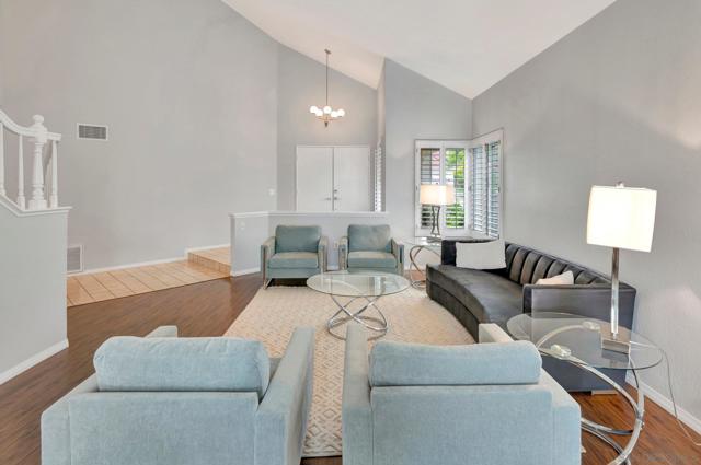 1976 Vineyard Ave, Vista CA: https://media.crmls.org/mediaz/ace6614e-8a07-41a7-aa41-b589b3194d3c.jpg
