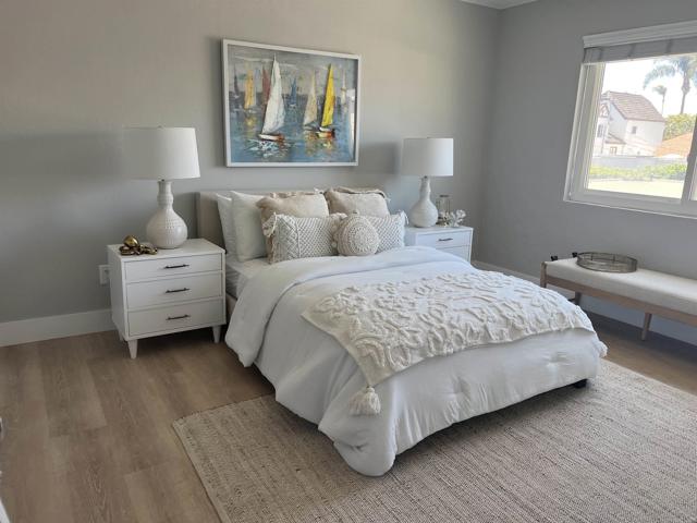 752 E Avenue, Coronado CA: https://media.crmls.org/mediaz/ace7adbd-868f-4437-9a90-74a739831dcf.jpg