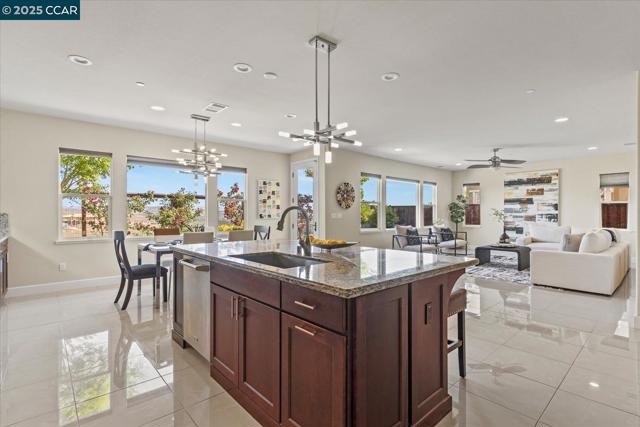 7147 Stonebrooke Drive, Vallejo CA: https://media.crmls.org/mediaz/ace8a940-b3b4-408e-8992-92091462d593.jpg