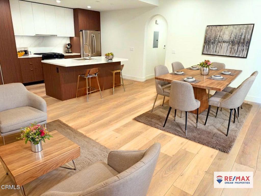 139 S Oak Knoll Avenue #104