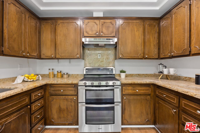 5432 Fulton Avenue, Sherman Oaks CA: https://media.crmls.org/mediaz/ace99999-9172-4c7a-93d8-fe520501744c.jpg