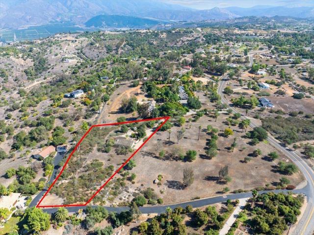 13606 McNally Rd, Valley Center CA: https://media.crmls.org/mediaz/ace9f0c8-e903-4dbe-9a6f-478741247012.jpg