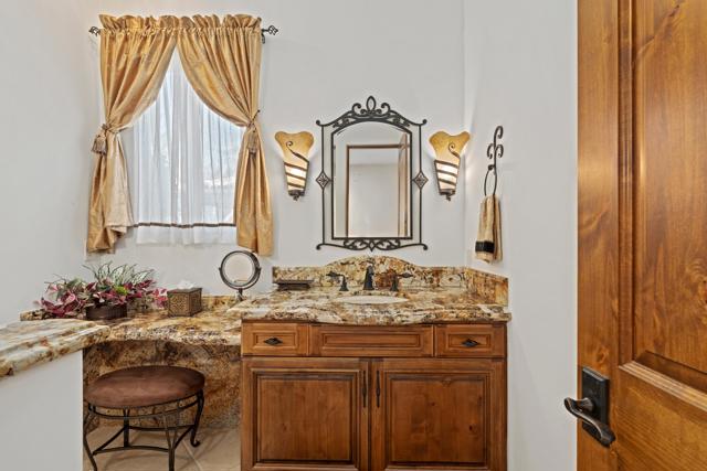 80675 Via Portofino, La Quinta CA: https://media.crmls.org/mediaz/ace9ff2c-3253-43cb-8bd5-abbe64082565.jpg