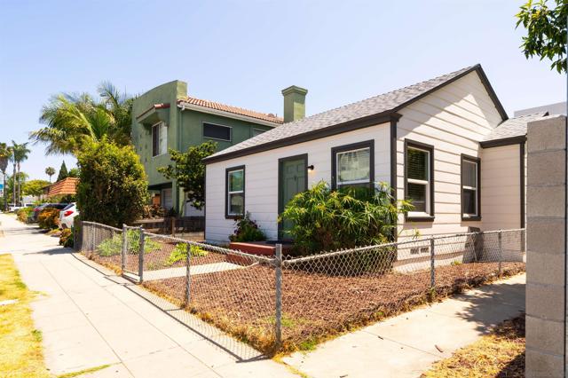 4333 Florida St, San Diego CA: https://media.crmls.org/mediaz/aceaeed1-a238-4b11-86df-47bb72cf211a.jpg