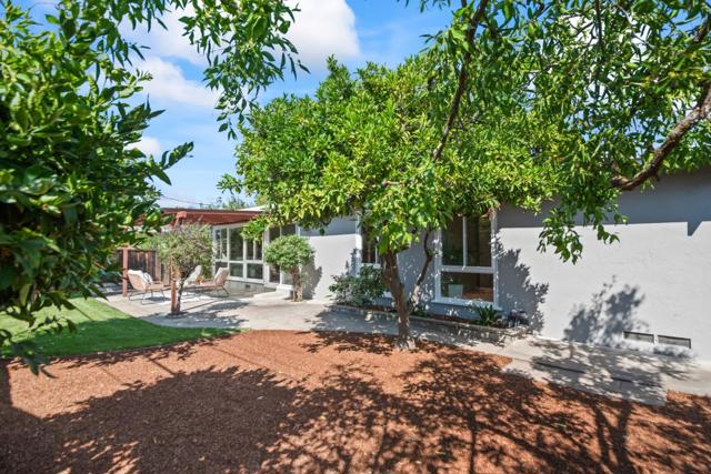 865 Ponderosa Avenue, Sunnyvale CA: https://media.crmls.org/mediaz/acebeb6e-5634-4b68-b9e4-75b75f54c724.jpg