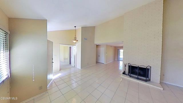 205 Larkhill Street, Thousand Oaks CA: https://media.crmls.org/mediaz/aceef42e-0e15-4725-b611-48ea9d2809c3.jpg