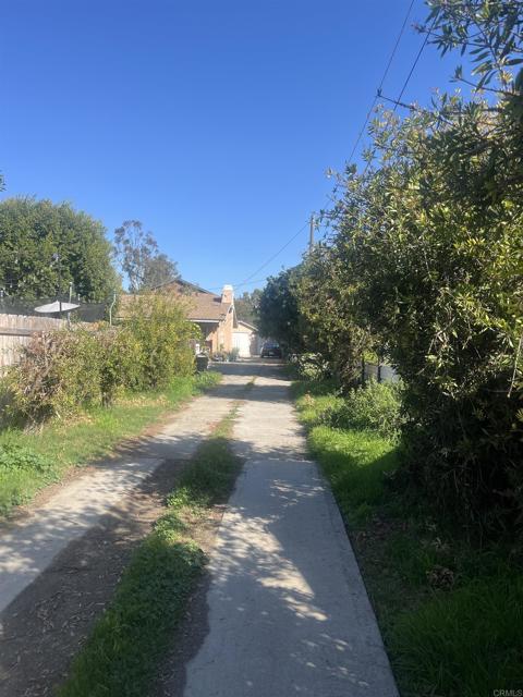 Detail Gallery Image 5 of 7 For 1027 Jefferson Ave, Chula Vista,  CA 91911 - 3 Beds | 2 Baths