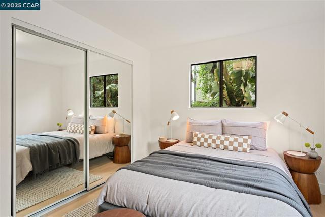 101 Lena Ct, Pleasant Hill CA: https://media.crmls.org/mediaz/acf17683-51d0-448f-ab6e-34e767e458db.jpg