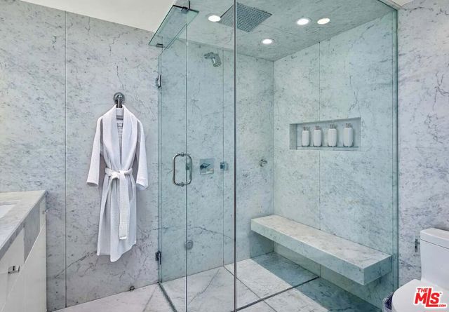 1000 Stradella Road, Los Angeles CA: https://media.crmls.org/mediaz/acf24e72-15fe-43da-93da-e01ae008ca9a.jpg