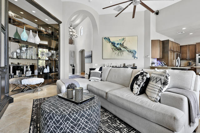 48275 Vista Calico, La Quinta CA: https://media.crmls.org/mediaz/acf2c8fb-f2c5-4ec2-84a9-b0e235bc6c1e.jpg