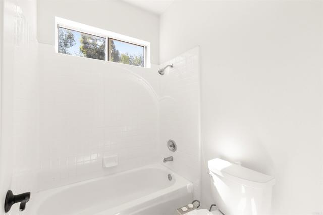 Detail Gallery Image 34 of 60 For 16883 Saint Andrews Dr, Poway,  CA 92064 - 5 Beds | 5/1 Baths