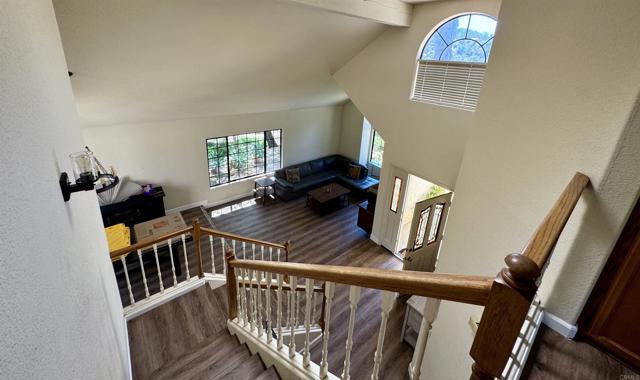 16898 Whispering Oaks Lane, Ramona CA: https://media.crmls.org/mediaz/acf53318-9c32-47ef-b59e-231a425c5a3b.jpg