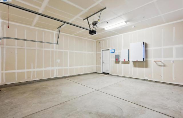 1137 Bradbury Dr, Discovery Bay CA: https://media.crmls.org/mediaz/acf535b3-e08e-4b52-90c6-1785090e5700.jpg