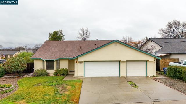 Details for 2124 Hacienda St, Redding, CA 96003