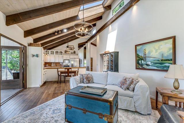 284 Brooktree Ranch Road, Aptos CA: https://media.crmls.org/mediaz/acf73b98-0bdc-4b17-a858-161e2419257e.jpg