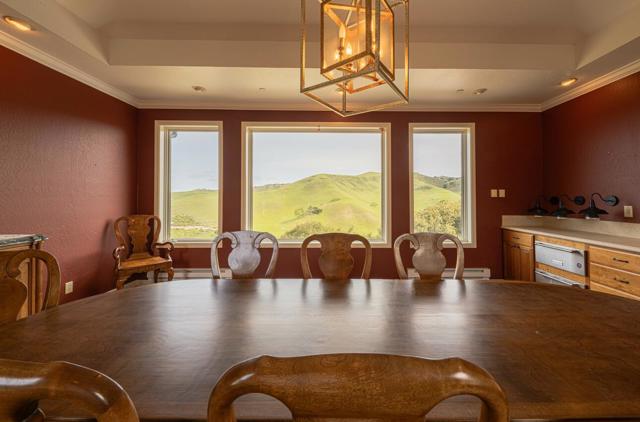 383 Corral De Tierra Road, Salinas CA: https://media.crmls.org/mediaz/acf74394-f13e-4b2f-be27-49be84c4762f.jpg