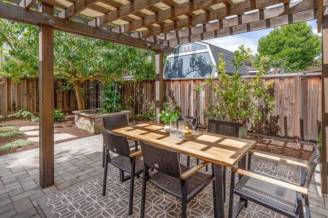 1893 San Luis Avenue, Mountain View CA: https://media.crmls.org/mediaz/acf77275-0689-4d15-a37b-aebf56588443.jpg